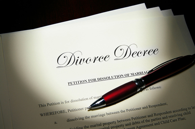 bigstock-Divorce-Pen-7981780