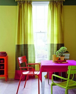 Dining room with pink and green