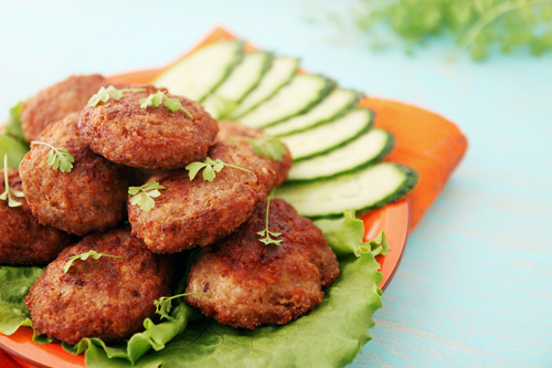 bigstock-Cutlets-With-Cucumber-And-Wate-47010880